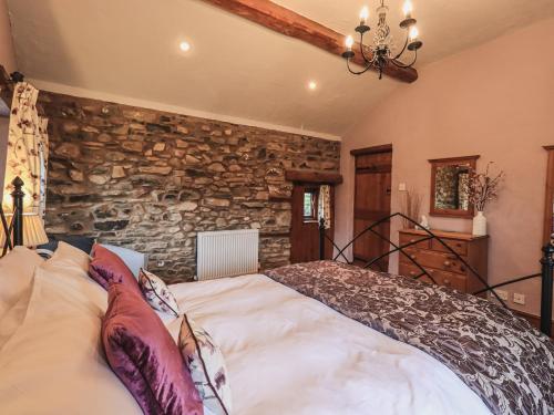 Hollins Farm Barn - image 13