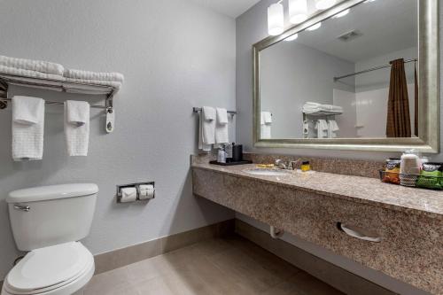 Best Western Plus Orange County - image 7