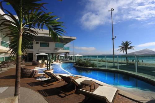 游泳池, Paradiso Pero Praia Hotel in 卡布弗里乌
