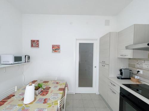 Triple Room image 7