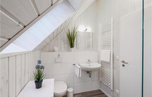 Nice home in OstseeResort Olpenitz w/ Sauna WiFi and 2 Bedrooms - image 4