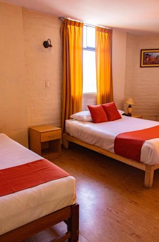 Double Room image 6