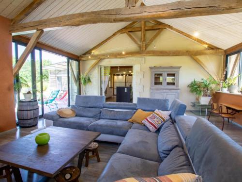 Maison spacieuse avec piscine chauffee, grand jardin et equipements bebe en Dordogne - FR-1-616-267 in Nojals-et-Clotte