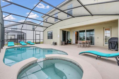 6BR Luxury Resort Home - Private Pool Hot Tub and Games! - image 9