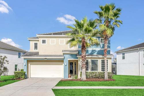 6BR Luxury Resort Home - Private Pool Hot Tub and Games! - image 10