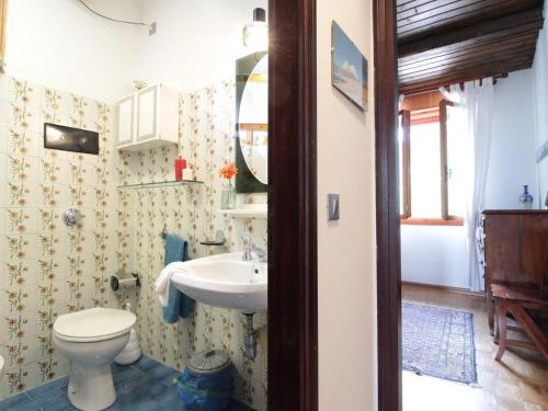 Bathroom, Nice apartment in Coi di Val di Zondo near ski area in Zoldo Alto