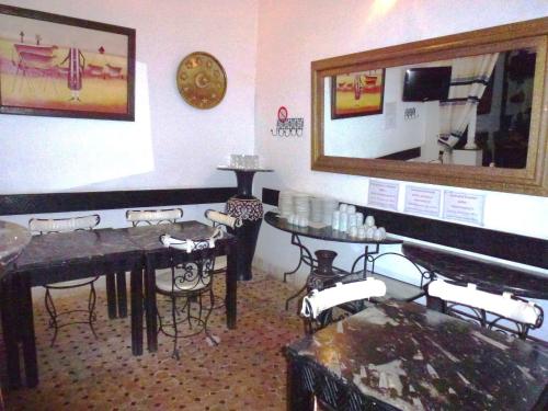 Ryad Laârouss – Marrakech, KY