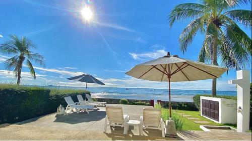 Absolute Beachfront villa