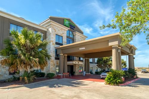 . Holiday Inn Express and Suites Beeville by IHG