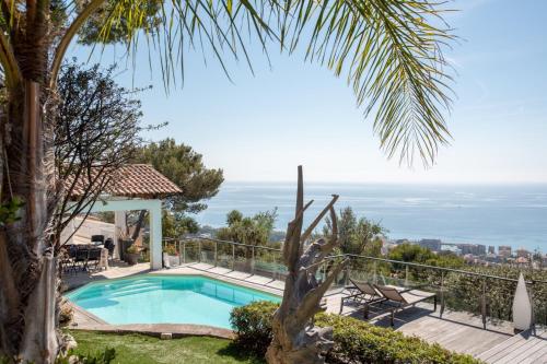Villa vue mer proche Monaco et Menton