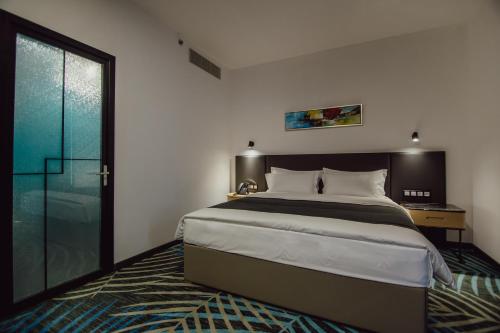 Graphic Hotel Batumi – Batumi, IL