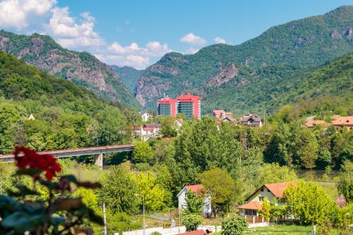 Hotel Orizont - image 2