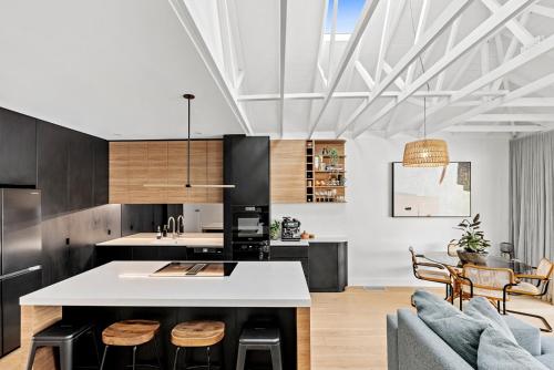 Rozelle Retreat - image 3