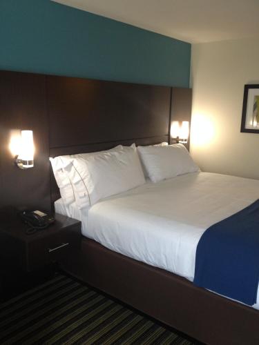 Holiday Inn Express Montgomery East I-85, an IHG Hotel