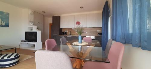 บริการและสิ่งอำนวยความสะดวก, Apartman Kos in ซิโควิซี