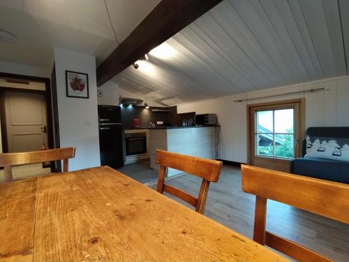 Chalet Appart'Hôtel l'Eau Vive (Chalet Appart'Hotel l'Eau Vive) in Saint Nicolas La Chapelle