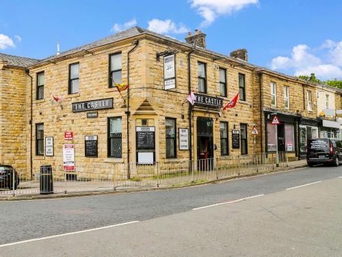 OYO Castle Hotel, Accrington