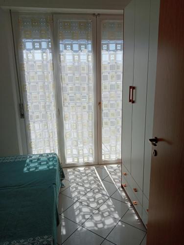 One-Bedroom Apartment with Balcony image 4