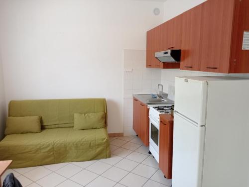 One-Bedroom Apartment with Balcony image 1