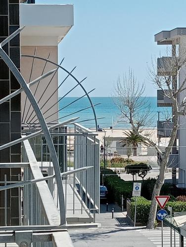 One-Bedroom Apartment with Balcony