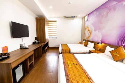 Quadruple Room image 5