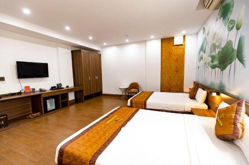 Quadruple Room image 4