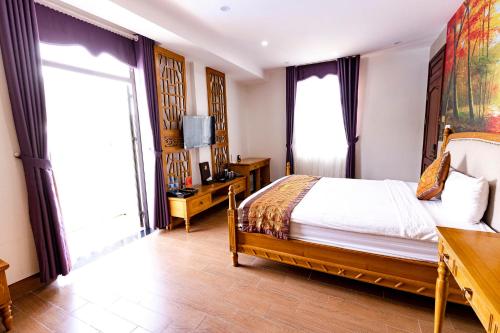 Deluxe Double Room image 5