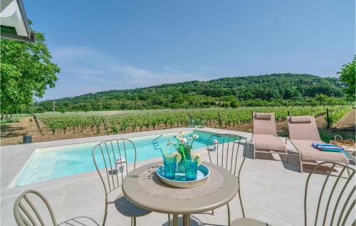  Stunning Home In Orte in Orte