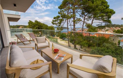 Amazing Apartment In Mali Losinj With Wifi