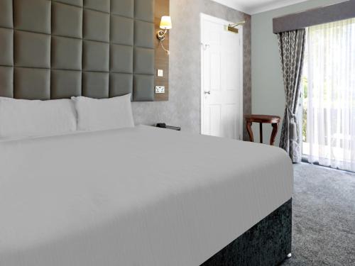 OYO Dryfesdale Hotel - image 4