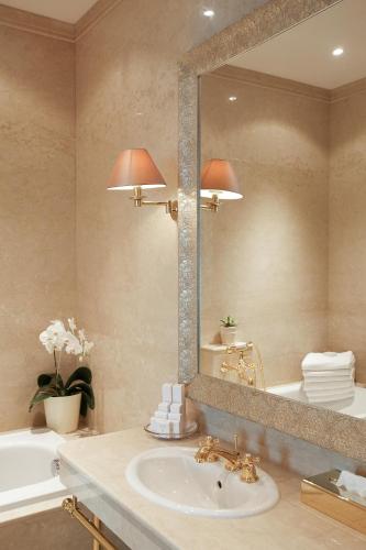NARUTIS hotel - image 3