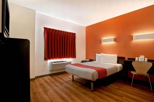 1 queen bed