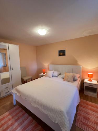  Apartments and Rooms Jasna in Hvar