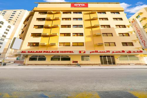 OYO 124 Al Salam Palace Hotel