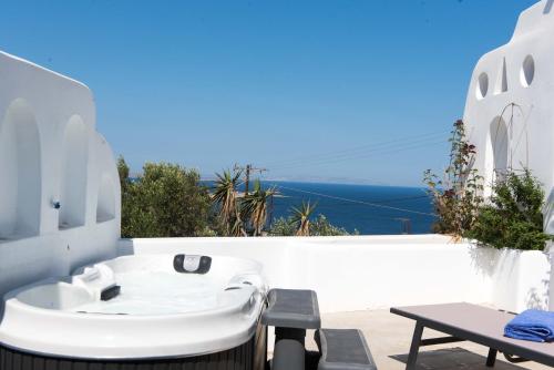 Bella View Mykonos Town Suites