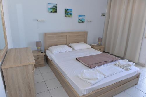 Blue Rooms – Adamantas