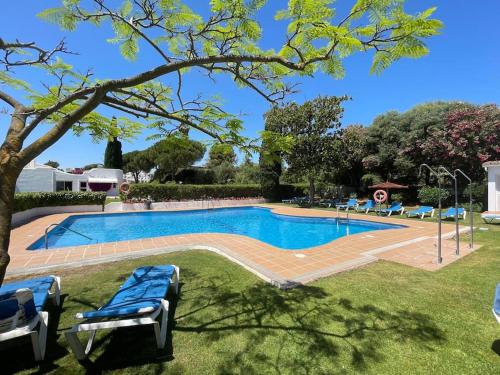 3BR Cozy Townhouse in Green Golf Area of Marbella. gîte à louer Aloha Golf