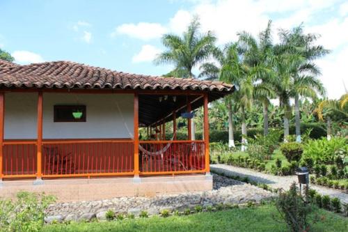 Hotel Campestre Los Tucanes in Montenegro