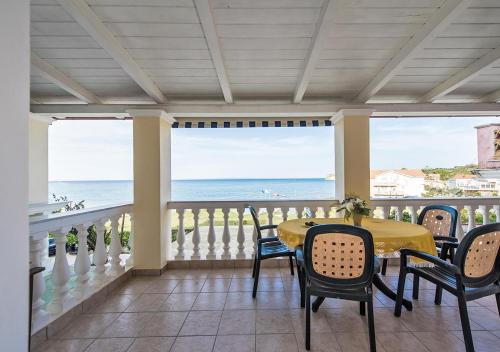  Villa Andretina - Apartments in Planos