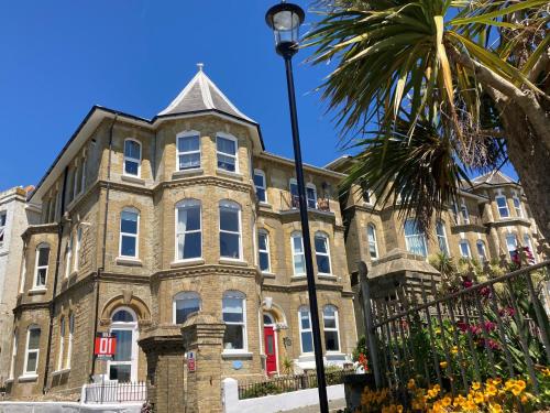 Hotellet från utsidan, No 1 Alexandra Gardens, Flat 2 in Östra Ventnor