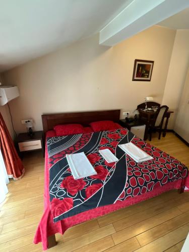 1 queen bed