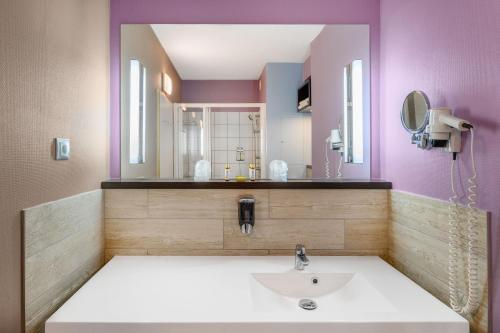 Danubius Hotel Marina - image 3