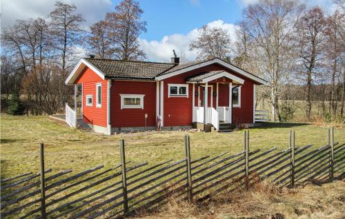 Amazing Home In Lngaryd With Wifi