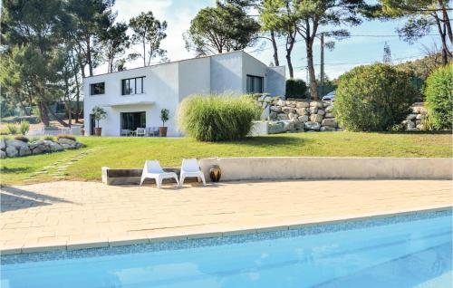 Amazing Home In Allauch With 3 Bedrooms, Wifi And Outdoor Swimming Pool - Location saisonnière - Allauch