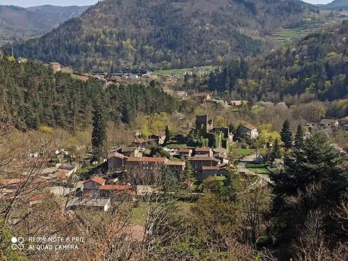 Gîte le rocher du château de Retourtour