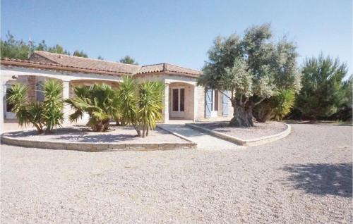 Nice Home In Ferrals Les Corbires With 3 Bedrooms, Wifi And Outdoor Swimming Pool - Location saisonnière - Ferrals-les-Corbières