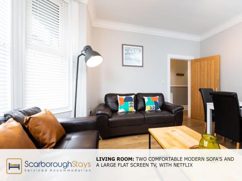 Ashville Lodge- A Spacious 5 Bedroomed Townhouse - FREE Parking - 5 min to the beach and Peasholm Park - image 9