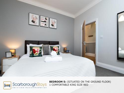 Ashville Lodge- A Spacious 5 Bedroomed Townhouse - FREE Parking - 5 min to the beach and Peasholm Park - image 11