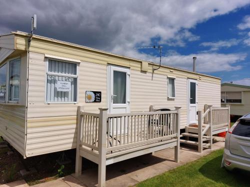 6 berth static caravan, sealands holiday park ingoldmells, skegness 1