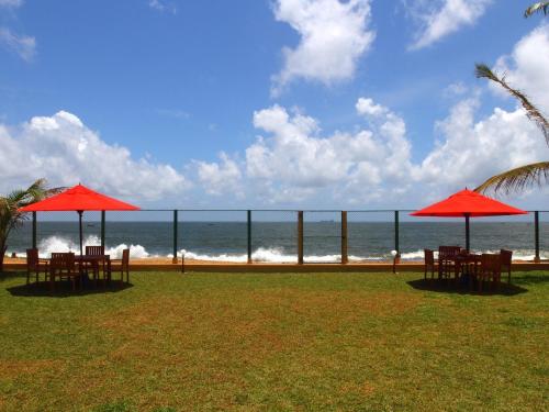 Laguna Beach Villa Sri Lanka In Uswetakeiyawa Sri Lanka - 